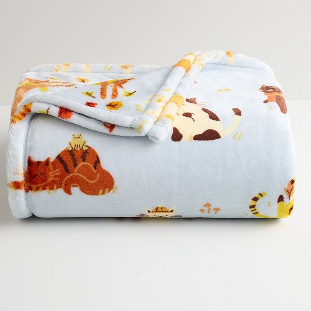 🆕 The Big One Oversized Throw Blanket Playful Kittens Super Soft Plush 60”x72”